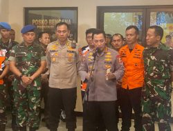 Kapolri Memberikan Apresiasi Kerja Keras Tim SAR Gabungan, Dalam Menyelamatkan 8 Korba Helikopter 