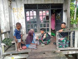 Pelayanan Kesehatan Gratis Door To Door Diberikan  Satgas Pamtas Kewilayahan Yonif 407/PK, Pos Kamundan