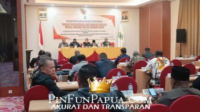 Rapat Paripurna DPR Papua Barat, Fokus Pada Perubahan APBD dan Isu  Kesejahteraan