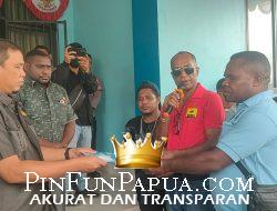 Aksi Demo Damai Ormas di Kantor DPR Papua Barat Tuntut Pengangkatan Honorer Menjadi PNS