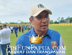 Sekwan DPR Papua Barat Kerahkan ASN Kerja Bakti di GOR Sanggeng 