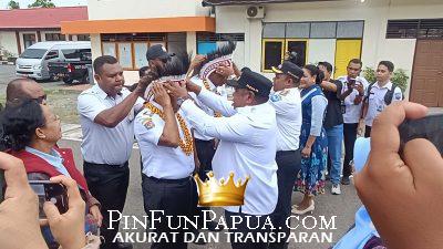 Papua Barat Siap Dipimpin, Gubernur dan Wakil Gubernur Tiba Di Bandara Rendani Disambut Meriah
