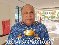 Pembangunan Gapura Kantor Gubernur Papua Barat Hampir Rampung, Panel Lampu Masih Dinantikan