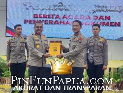 Polda Papua Barat Serahkan Dokumen Kedinasan dan Penyidikan ke Polda Papua Barat Daya