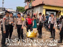 Polda Metro Jaya Kawal Distribusi Bantuan untuk Korban Kebakaran di Penjaringan