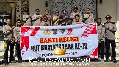 Bhakti Religi Itwasda Polda Papua Barat: Wujud Kepedulian Polri di Masjid Al-Muhajirin Sambut Hari Bhayangkara ke-79
